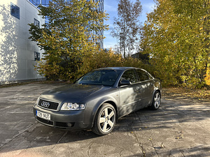 Audi A4 B6 1.9 TDI (2 фото из 10)