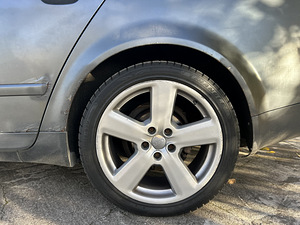 Audi A4 B6 1.9 TDI (5 фото из 10)