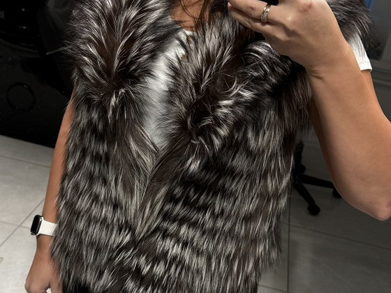 Rebasekarusnahast vest