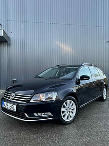 Volkswagen Passat (1 фото из 8)