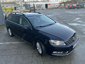 Volkswagen Passat (2 фото из 8)