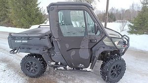 UTV can-am traxter, kabiini ja soojendusega (3 foto / 9)