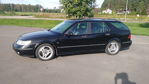 Saab 9-5 Aero универсал (6 фото из 6)