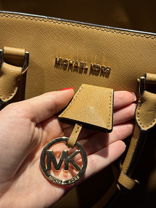 Michael Kors kott (2 foto / 9)