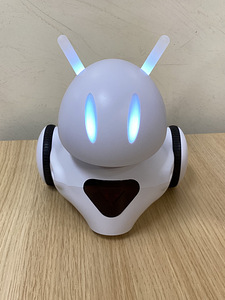 Photon robot (1 foto / 3)