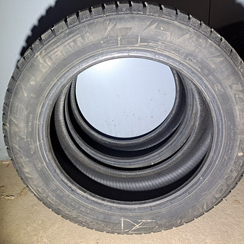 Naelrehvid PIRELLI 205x55x16