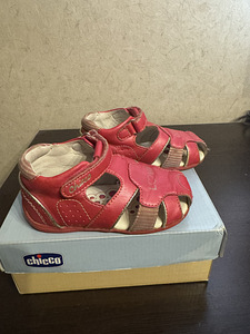 Chicco sandaalid (1 foto / 7)
