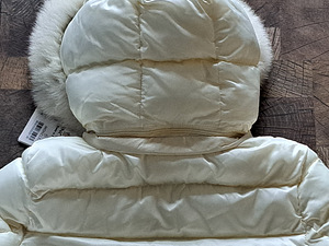 UUS Moncler talvejope, suurus: XS (8 foto / 8)