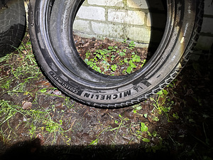 Шины 255/45 R19 (1 фото из 3)