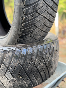 Зимние шины Goodyear Ultragrip 225/55 R17 (1 фото из 4)