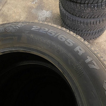 Зимние шины 225/65R17