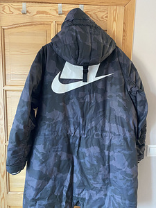 Мужская парка Nike XL (3 фото из 5)