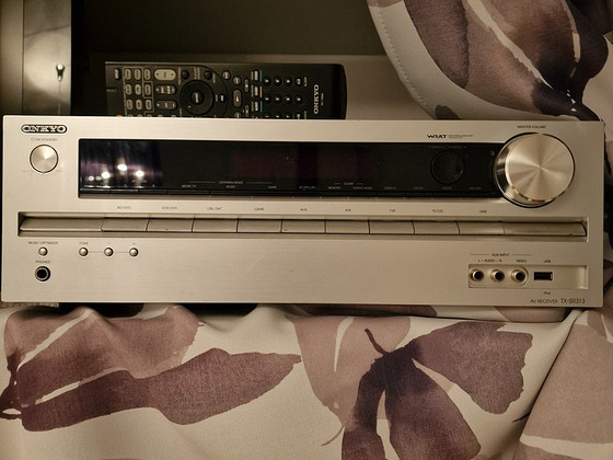 Ресивер Onkyo TX-SR 313