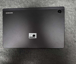 Планшет Galaxy tab A8 (2 фото из 2)