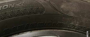Зимние шины 215/55R16 NEXEN Npriz4S (4 фото из 5)