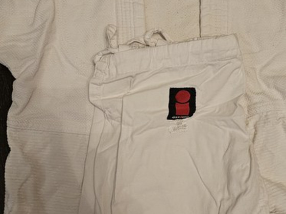 Kimono essimo judo s. 160