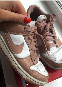 Nike dunk low (2 foto / 4)