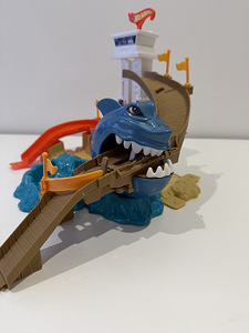 Hot Wheels Color Shifters City Sharkport Showdown Car Color (3 foto / 5)
