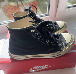 Chuck Taylor Converse (1 foto / 4)