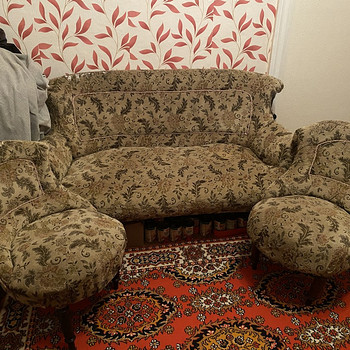 Müüa antiikmööbli komplekt (diivan ja 2 tugitooli)