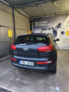 KIA Sportage 2.0 автомат (1 фото из 7)
