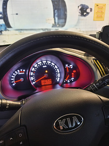 KIA Sportage 2.0 автомат (3 фото из 7)