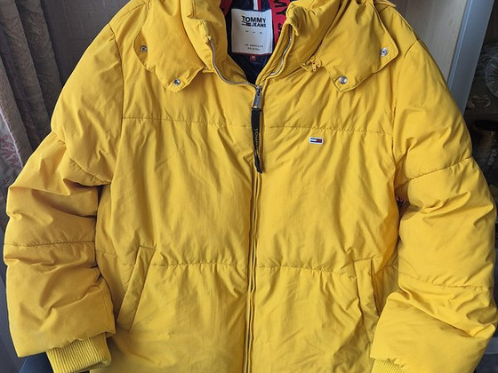 Tommy Hilfiger size M