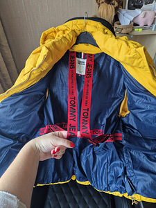 Tommy Hilfiger size M (4 foto / 5)