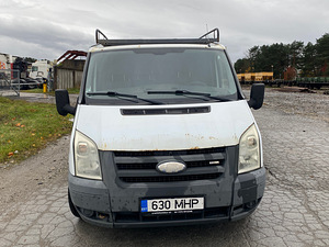 Ford Transit (2 фото из 8)