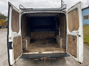Ford Transit (4 фото из 8)