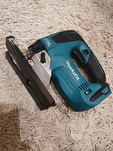 Аккумуляторная лобзиковая пила Makita DJV182 – без аккумулятора (3 фото из 5)