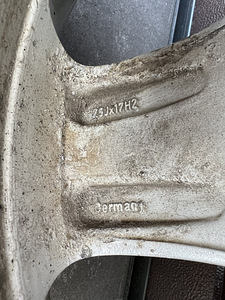 Диски Touareg 235/65 R17 (6 фото из 8)