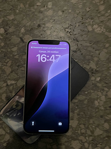 iPhone 12 (7 foto / 9)
