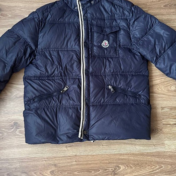 КУРТКА MONCLER