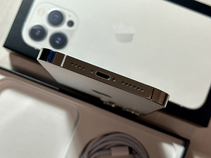Apple iPhone 13 Pro Max 128GB Silver heas korras (5 foto / 8)