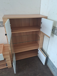 ТВ подставка и шкаф (3 фото из 10)