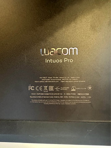 Wacom Intuos Pro M (2 фото из 3)