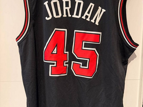 NBA Chicago Bulls Michael Jordan #45 Jersey