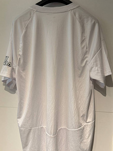 Arsenal no more red jersey (2 фото из 3)