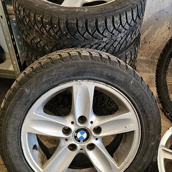 Продаются литые диски BMW R16 с шипованными шинами