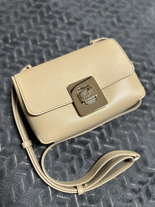Кожаная сумка Lacoste Amelia (3 фото из 6)