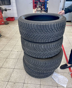 265/40R21 Nokian HAKKAPELIITA R3 SUV (4 foto / 4)