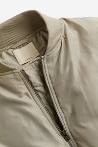 Bomber jacket hm xs oversize down feather (2 фото из 7)