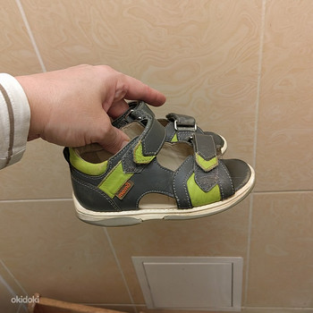 Ortopeedilised sandaalid 26