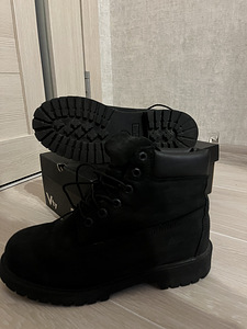 Timberland ботинки (2 фото из 7)