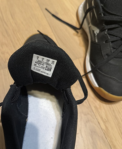 Новые кроссовки Puma (4 фото из 4)