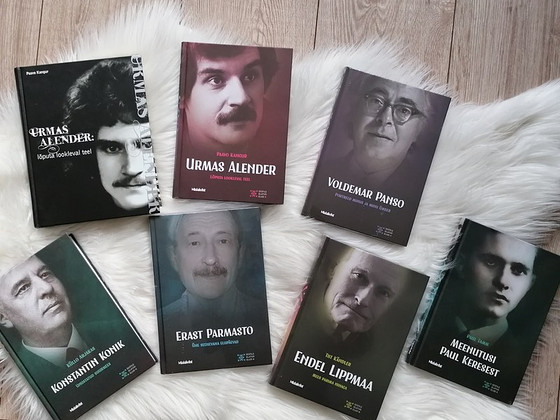 Биографические книги