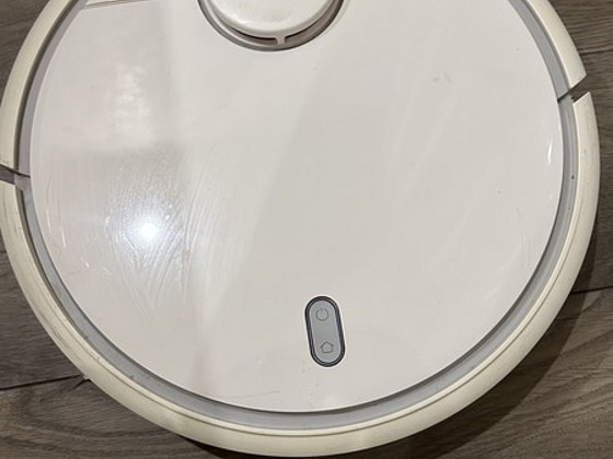 Хіоmi robot vacuum cleaner