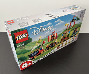 Lego Disney Celebration Train 43212 (3 foto / 3)