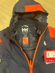 Helly Hansen (3 foto / 3)